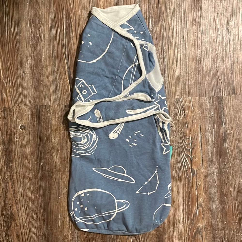 LEKEBABY size m/L swaddle